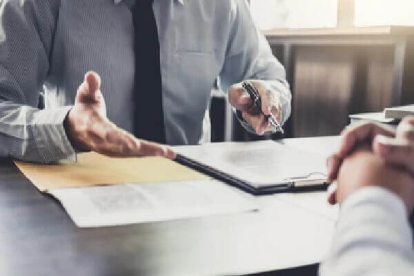 Lawyer providing legal assistance to a veteran