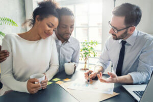 Loan officer explaining the benefits of a VA Loan